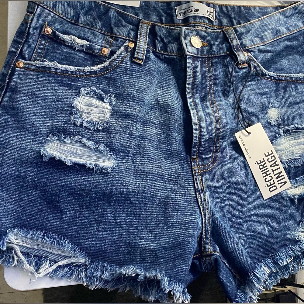Refuge denim shorts NWT